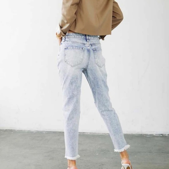 KANCAN LIGHT DENIM DISTRESSED COLLIE HIGH RISE MOM JEANS 26 - Picture 2 of 10